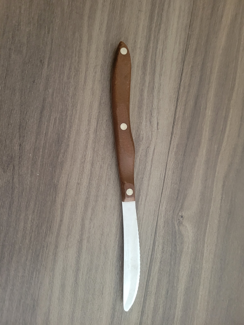 Cutco Brown Handle Serrated Steak Knife